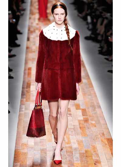 fass-valentino-fall-2013-runway-23-v
